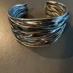Wonderful STERLING SILVER CRIMPED WIDE CUFF.
